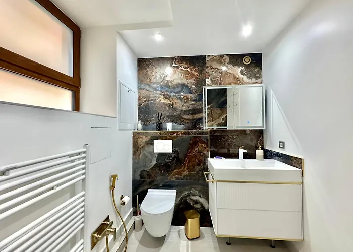 Loft 37 - Luxe Garden