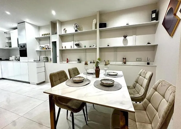 Loft 37 - Luxe Garden Apartament